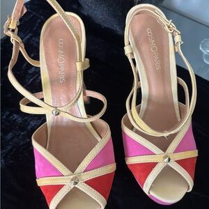 Vintage COSMOPARIS Women's Pink and Red Strappy Sandals Sz 5